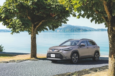 Z(ハイブリッド車・2WD)